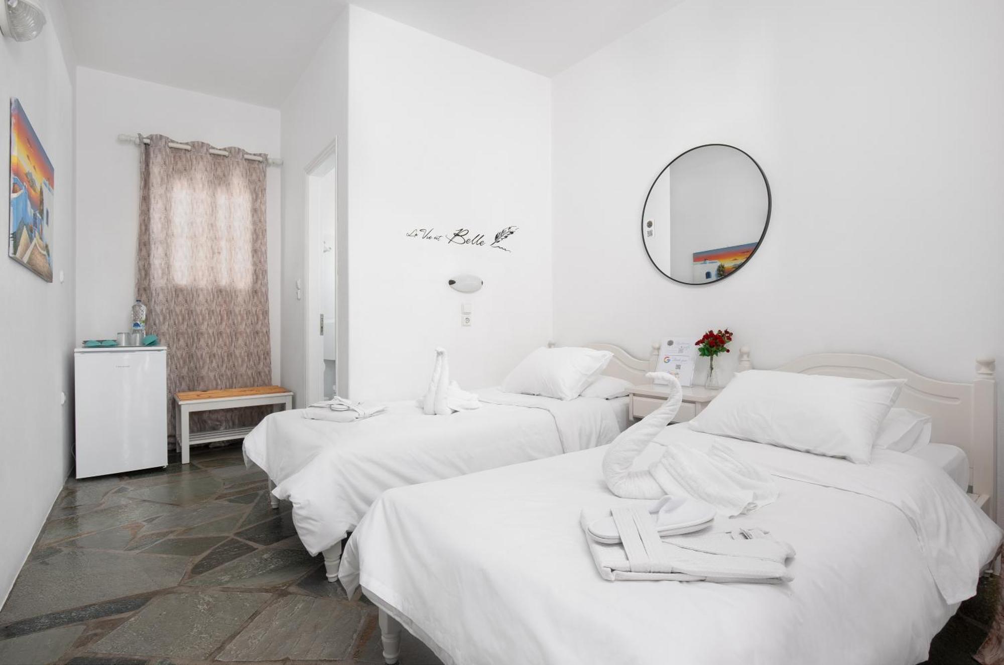 Eleni Rooms Páros Exteriör bild