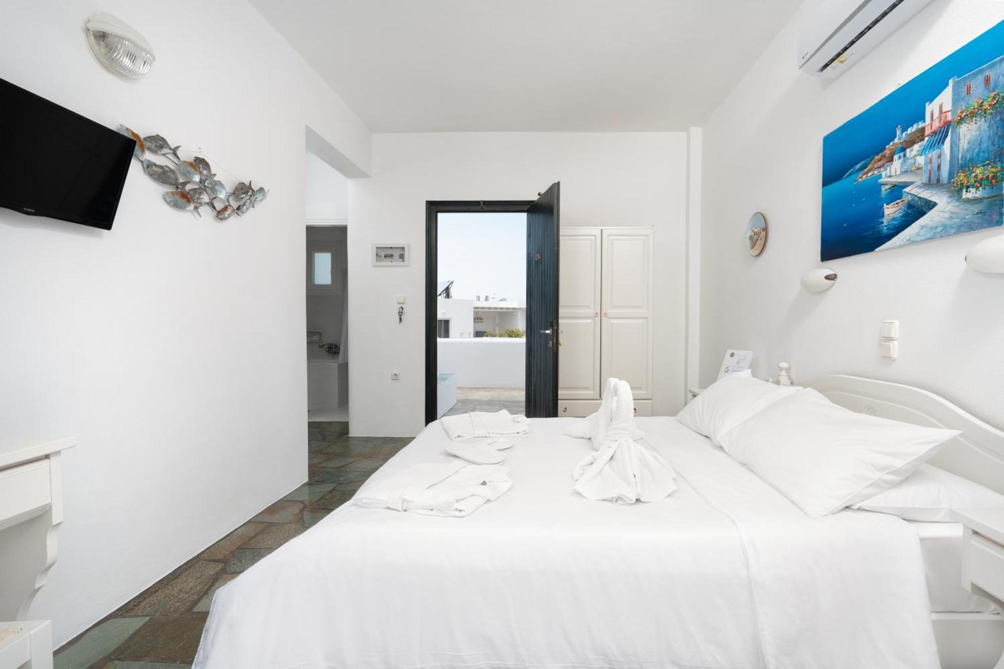Eleni Rooms Páros Exteriör bild